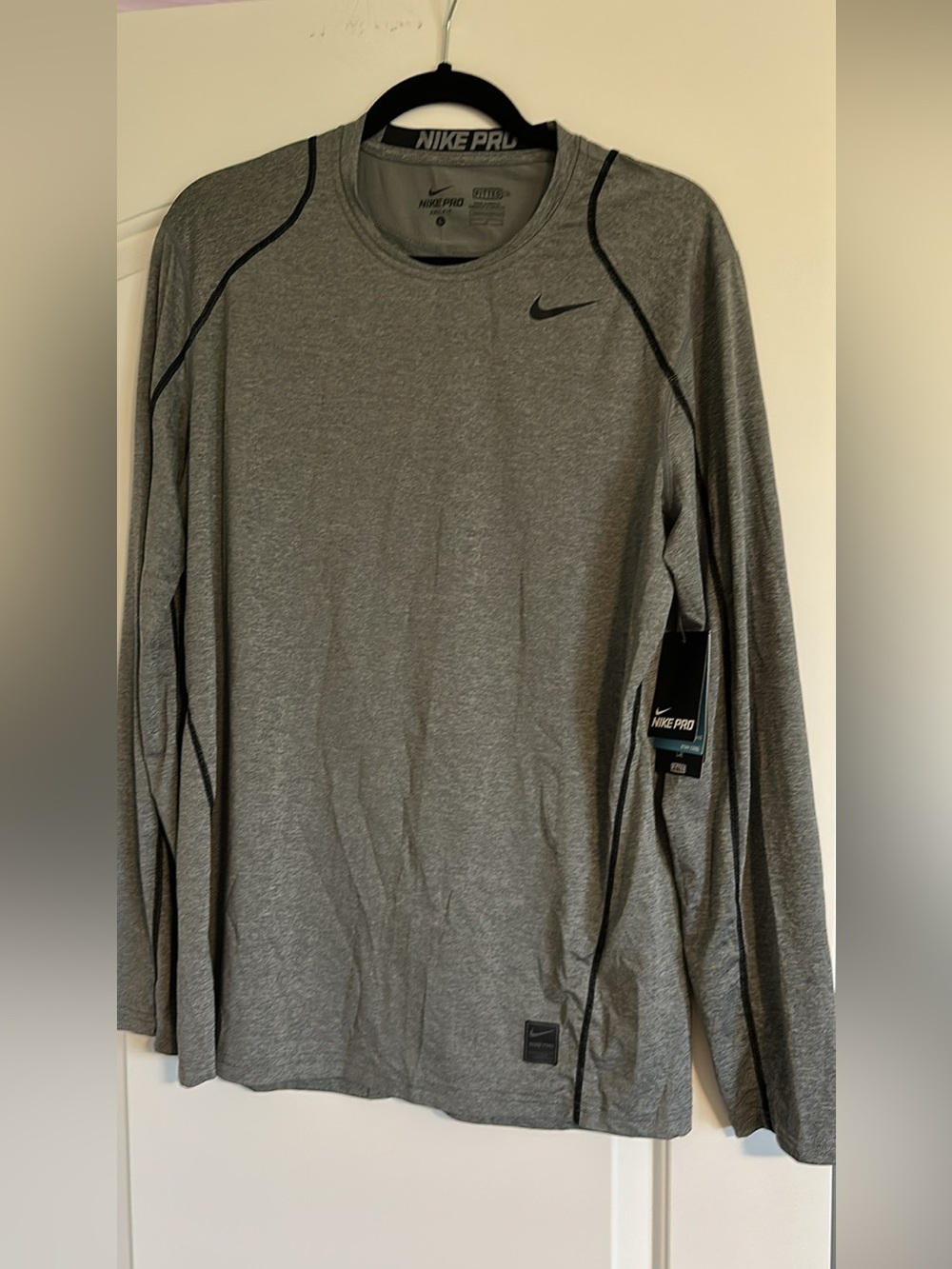 Nike Men's Long-Sleeve Performance Top - Gray with Black Piping
